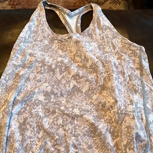 Lululemon workout tank